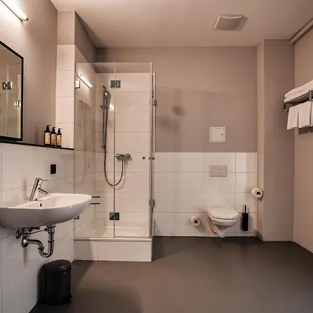 Cloud No7 Lofts Апарт-отель Штутгарт