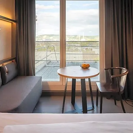 Cloud No7 Lofts 4*