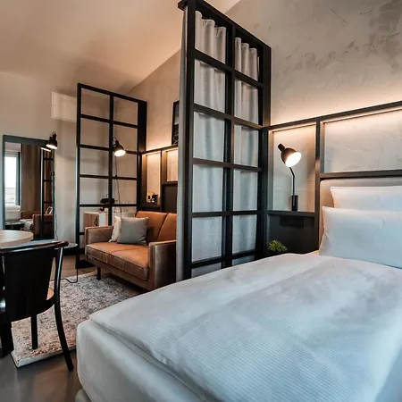 Cloud No7 Lofts Apartmanhotel 4*