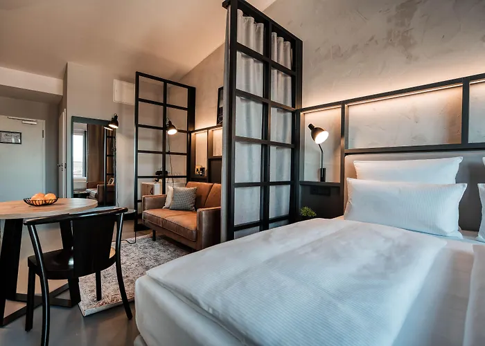 Cloud No7 Lofts Apartmanhotel 4*