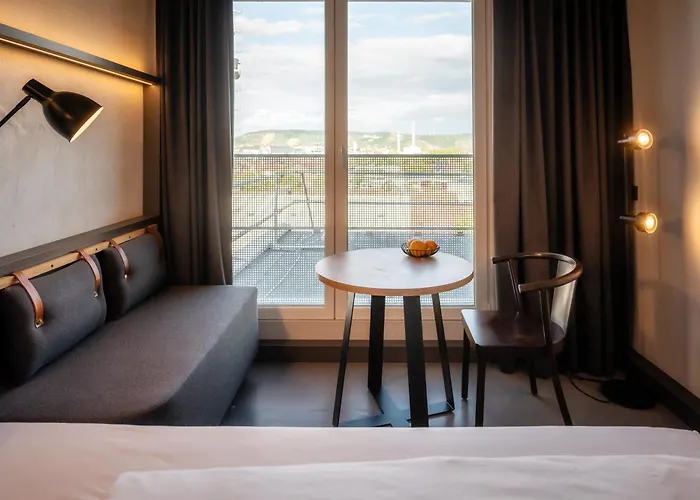 アパートホテル Cloud No7 Lofts 4*